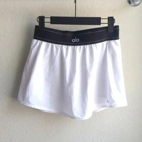 Alo Yoga Match Point Tennis Skirt & Size Small & White Color NWOT - Picture 3 of 6